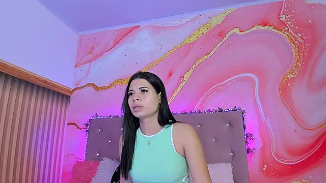 Snapshot of Daisy__rose chatting on February 2025 11:01:02 AM Daisy rose online show from February 2025 11:01:02 AM