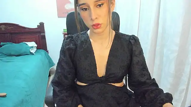 Snapshot of misstresbigcockts chatting on November 2025 10:25:02 AM misstresbigcockts online show from November 2025 10:25:02 AM