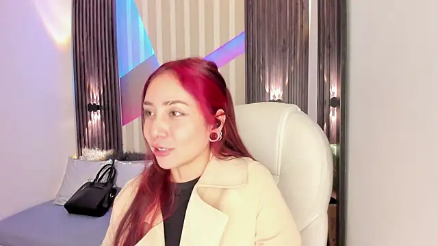 emily layton online show from November 2025 03:30:02 PM