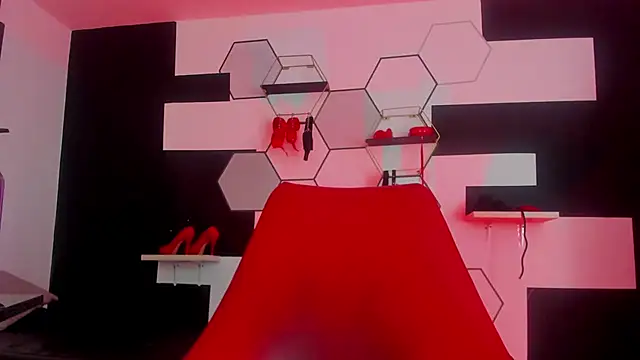 alondrabigtits online show from January 2025 12:27:02 PM