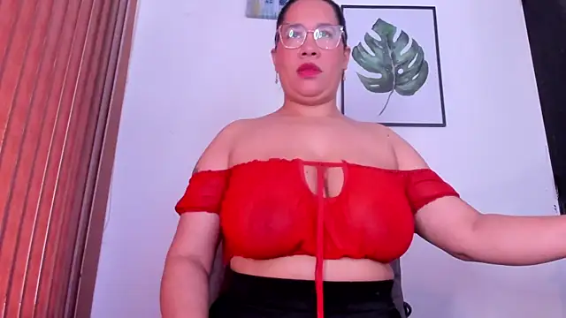 alondrabigtits online show from April 2026 11:37:01 AM