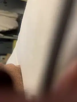 Snapshot of pupine35 chatting on February 2026 02:57:02 PM pupine35 online show from February 2026 02:57:02 PM