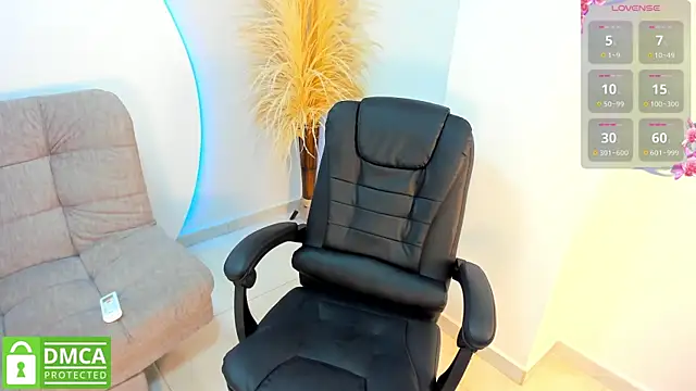 Snapshot of Ada_Monroe10 chatting on September 2025 01:24:02 PM Ada Monroe10 online show from September 2025 01:24:02 PM