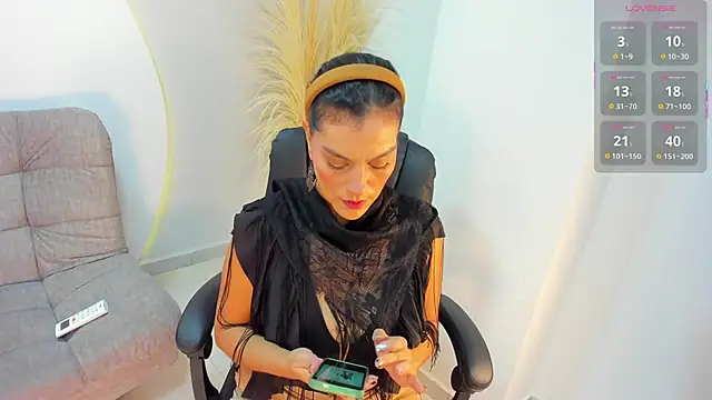 Snapshot of Ada_Monroe10 chatting on October 2025 01:33:02 PM Ada Monroe10 online show from October 2025 01:33:02 PM