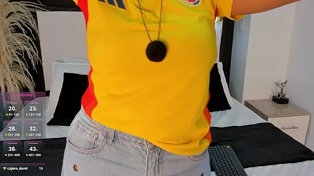 Ada Monroe10 online show from June 2026 01:23:02 PM