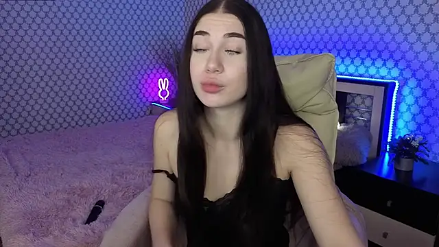 Sunny Sweety online show from November 2025 07:35:01 PM