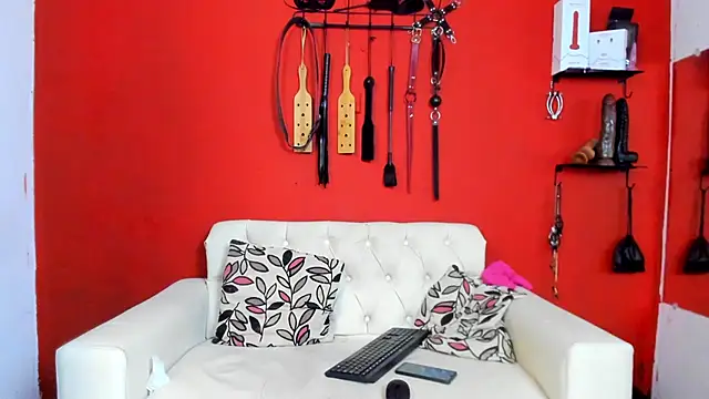 Snapshot of MIA_SOPHIA1 chatting on January 2025 04:25:01 AM MIA SOPHIA1 online show from January 2025 04:25:01 AM