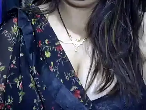 Snapshot of bhabhi_jaan11 chatting on December 2024 01:10:02 PM bhabhi jaan11 online show from December 2024 01:10:02 PM