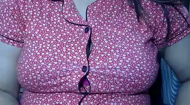 Snapshot of bhabhi_jaan11 chatting on February 2025 03:18:02 AM bhabhi jaan11 online show from February 2025 03:18:02 AM