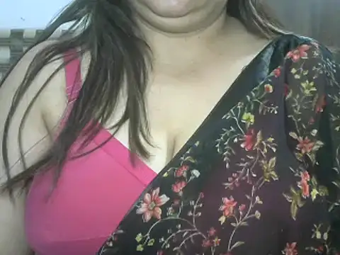 Snapshot of bhabhi_jaan11 chatting on February 2025 12:22:02 PM bhabhi jaan11 online show from February 2025 12:22:02 PM