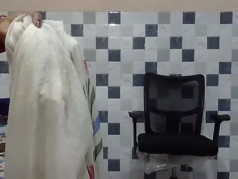 Snapshot of bhabhi_jaan11 chatting on October 2025 01:40:02 PM bhabhi jaan11 online show from October 2025 01:40:02 PM