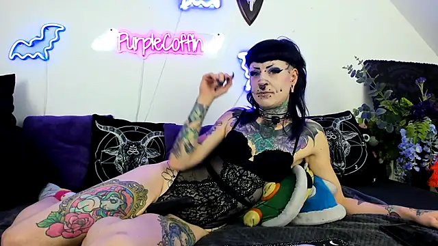 Purple Coffin666 online show from May 2026 02:57:01 PM