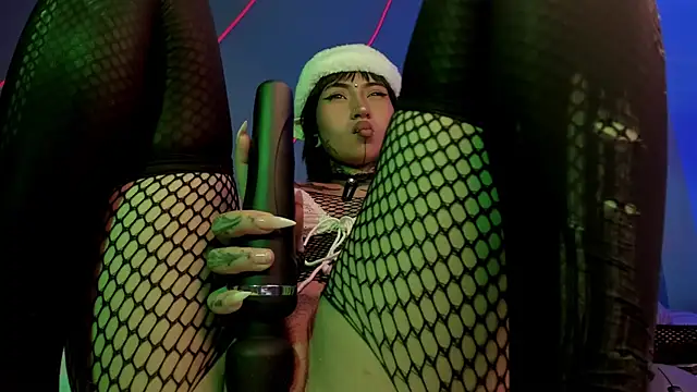 Evangeline bell online show from December 2024 03:06:01 PM