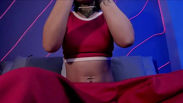 Evangeline bell online show from December 2024 12:05:02 PM