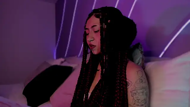 Evangeline bell online show from January 2025 06:54:02 PM