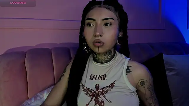 Evangeline bell online show from March 2025 06:45:01 PM