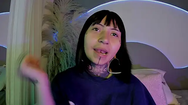 Evangeline bell online show from October 2025 12:04:02 PM