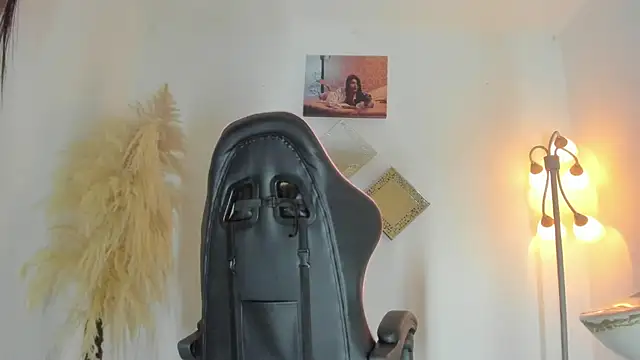 kattadoll online show from February 2026 12:33:02 AM