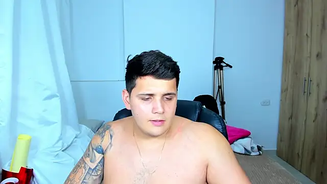 jhonstark09 online show from March 2025 11:56:02 PM