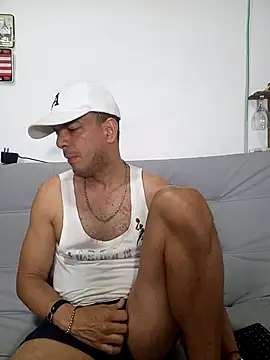 latinmartin73 online show from February 2025 02:39:02 AM