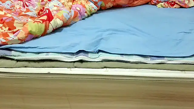 huzi518 online show from October 2025 11:54:01 AM