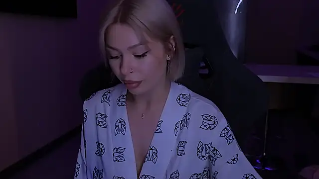 Sasha Mason online show from October 2025 02:32:01 AM