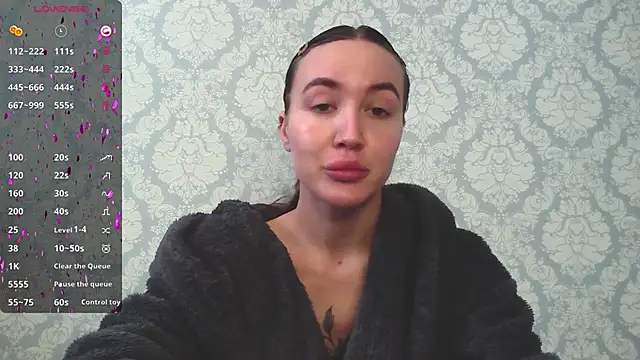 Snapshot of Stasia_Queen chatting on February 2025 07:45:01 AM Stasia Queen online show from February 2025 07:45:01 AM