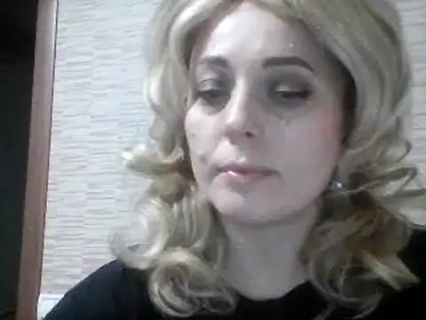 Snapshot of SweetCandy356 chatting on December 2024 03:33:02 PM SweetCandy356 online show from December 2024 03:33:02 PM
