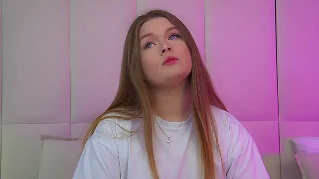 CrystalLyons online show from March 2026 06:23:02 PM