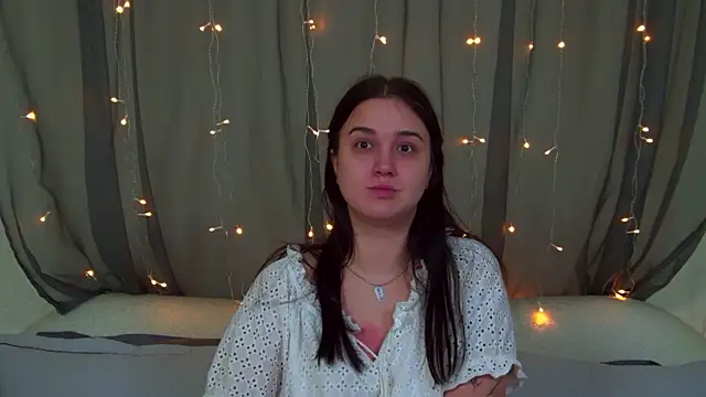 ChristinaMilton online show from November 2025 06:32:01 PM