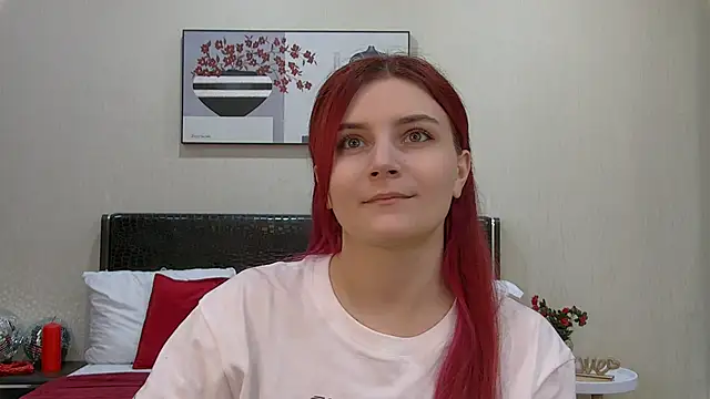 Snapshot of KellyStone chatting on September 2025 05:13:01 AM KellyStone online show from September 2025 05:13:01 AM