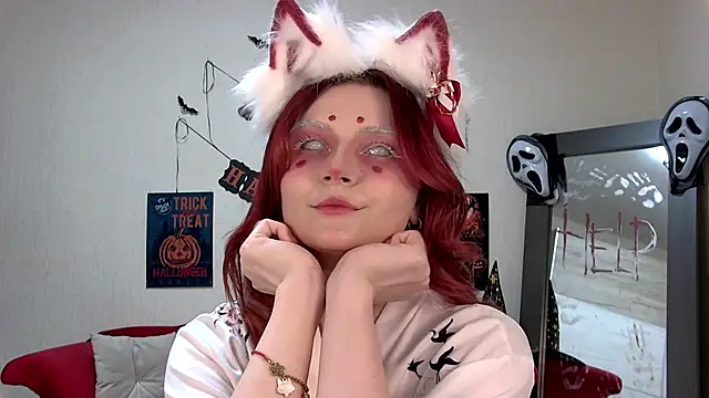 Snapshot of KellyStone chatting on October 2025 05:14:02 PM KellyStone online show from October 2025 05:14:02 PM