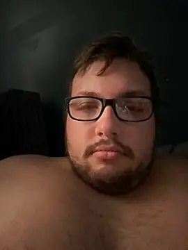 Snapshot of jrizz215 chatting on June 2026 08:44:01 PM jrizz215 online show from June 2026 08:44:01 PM