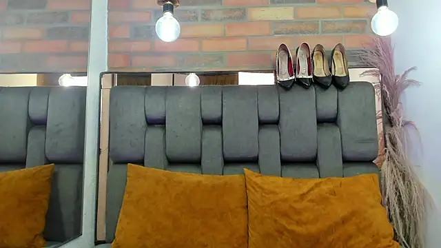 Snapshot of JESSYCORTES chatting on September 2025 02:44:02 PM JESSYCORTES online show from September 2025 02:44:02 PM