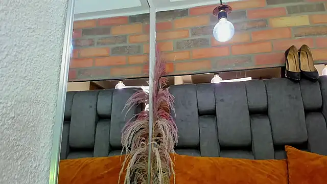 JESSYCORTES online show from December 2025 04:58:02 PM