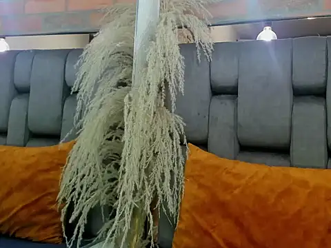 JESSYCORTES online show from April 2026 09:50:02 PM