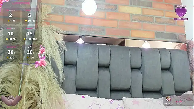 JESSYCORTES online show from April 2026 10:14:02 PM