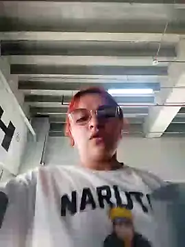 Snapshot of SophiaWeestt99 chatting on February 2025 06:54:02 PM SophiaWeestt99 online show from February 2025 06:54:02 PM