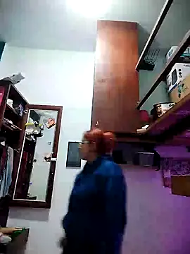 Snapshot of SophiaWeestt99 chatting on February 2025 01:25:02 AM SophiaWeestt99 online show from February 2025 01:25:02 AM