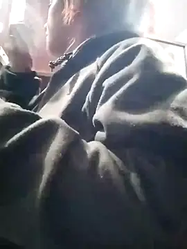 Snapshot of SophiaWeestt99 chatting on February 2025 01:24:01 AM SophiaWeestt99 online show from February 2025 01:24:01 AM