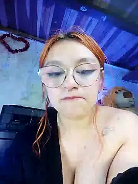 Snapshot of SophiaWeestt99 chatting on March 2025 08:02:01 AM SophiaWeestt99 online show from March 2025 08:02:01 AM