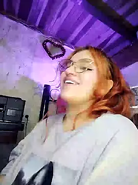 Snapshot of SophiaWeestt99 chatting on March 2025 07:38:02 AM SophiaWeestt99 online show from March 2025 07:38:02 AM