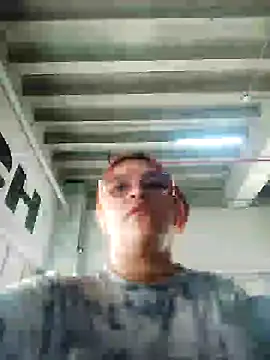 Snapshot of SophiaWeestt99 chatting on March 2025 06:56:02 PM SophiaWeestt99 online show from March 2025 06:56:02 PM