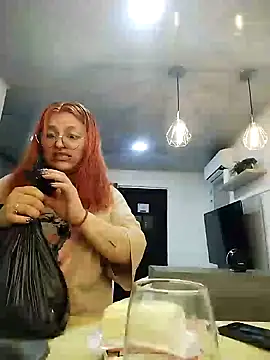 Snapshot of SophiaWeestt99 chatting on March 2025 03:02:02 AM SophiaWeestt99 online show from March 2025 03:02:02 AM