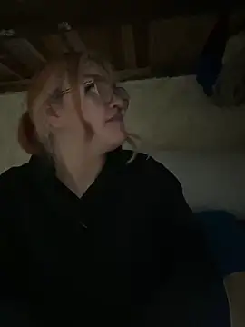 Snapshot of SophiaWeestt99 chatting on September 2025 02:22:01 AM SophiaWeestt99 online show from September 2025 02:22:01 AM