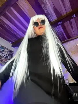 Snapshot of SophiaWeestt99 chatting on October 2025 03:39:02 AM SophiaWeestt99 online show from October 2025 03:39:02 AM