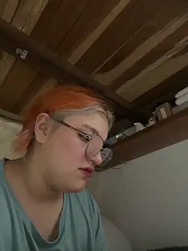 Snapshot of SophiaWeestt99 chatting on November 2025 03:17:01 AM SophiaWeestt99 online show from November 2025 03:17:01 AM