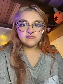 SophiaWeestt99 online show from February 2026 06:40:02 AM