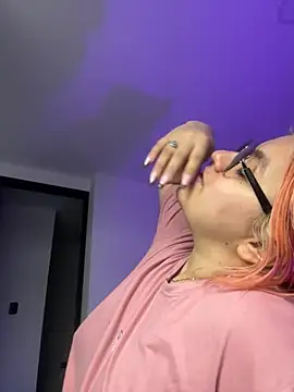 SophiaWeestt99 online show from June 2026 04:01:02 AM