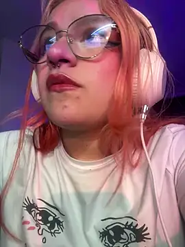 SophiaWeestt99 online show from June 2026 02:43:02 AM